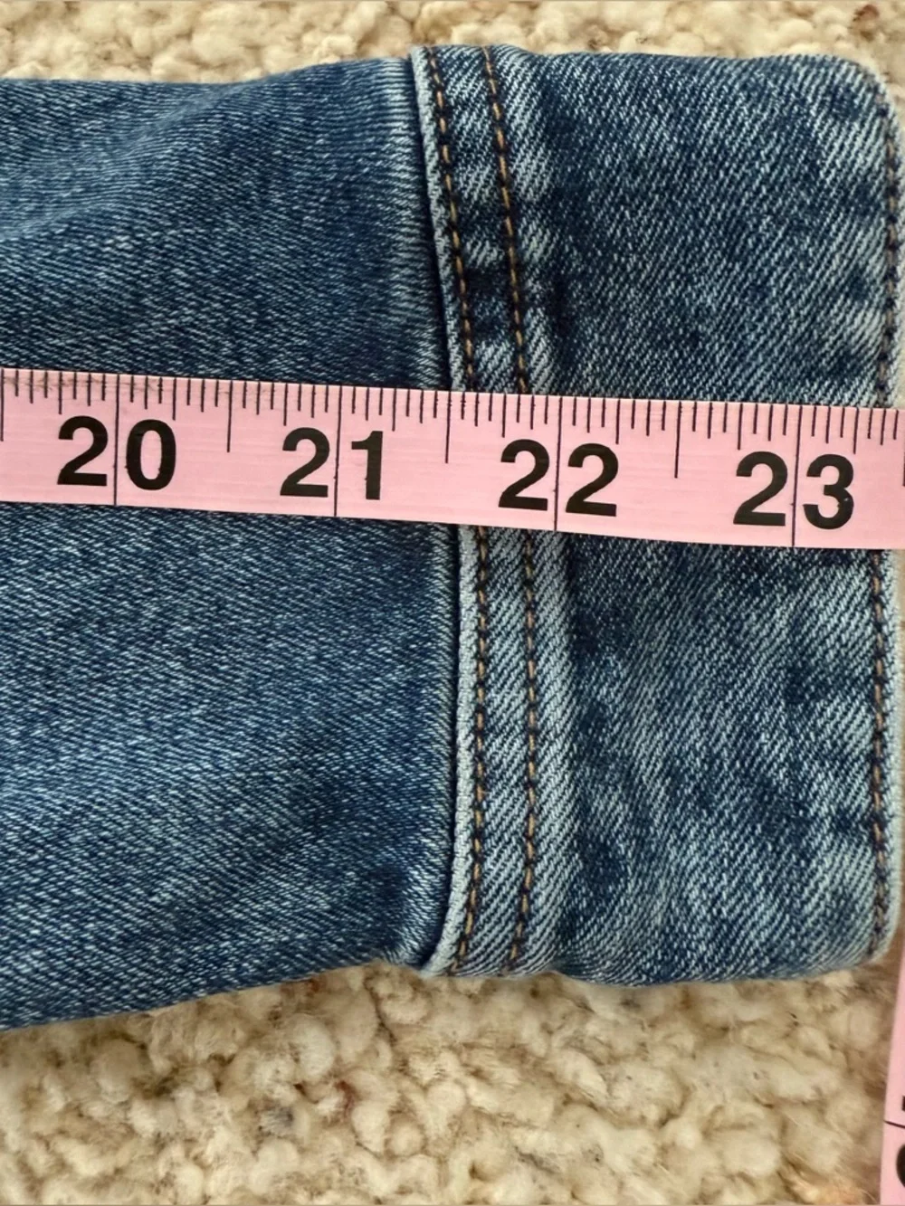 J CREW Womens Denim Classic Jean Jacket Blue Size Medium Timeless Trucker Jacket - Picture 13 of 15